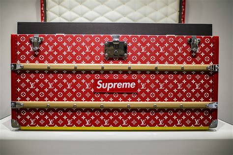 best fake supreme louis vuitton trunk